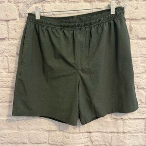 Chubbies mens large bathing suit swim trunks 5.5” inseam green pockets lined